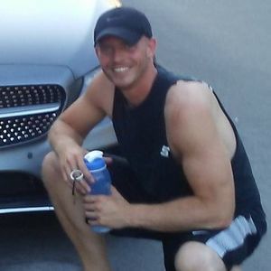 Meet your Posher, Casey